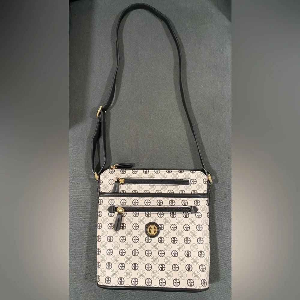 Giani Bernini Tonal Signature Crossbody - Picture 9 of 16